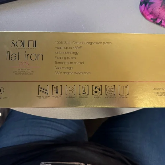 Soleil Metallic Ceramic Flat Iron - Brand New!! - Picture 3 of 4